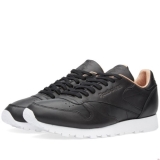 N100t3544 - Reebok Classic Leather PN Black & White - Men - Shoes